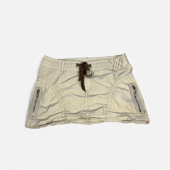 Wet Seal Dresses & Skirts - Vintage y2k Wet Seal beige cargo mini skirt